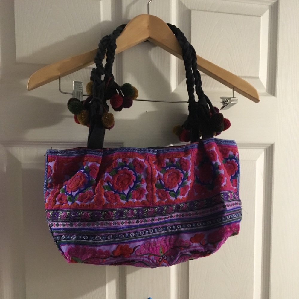 6 FOR $25 Super cute purse from Thailand!!